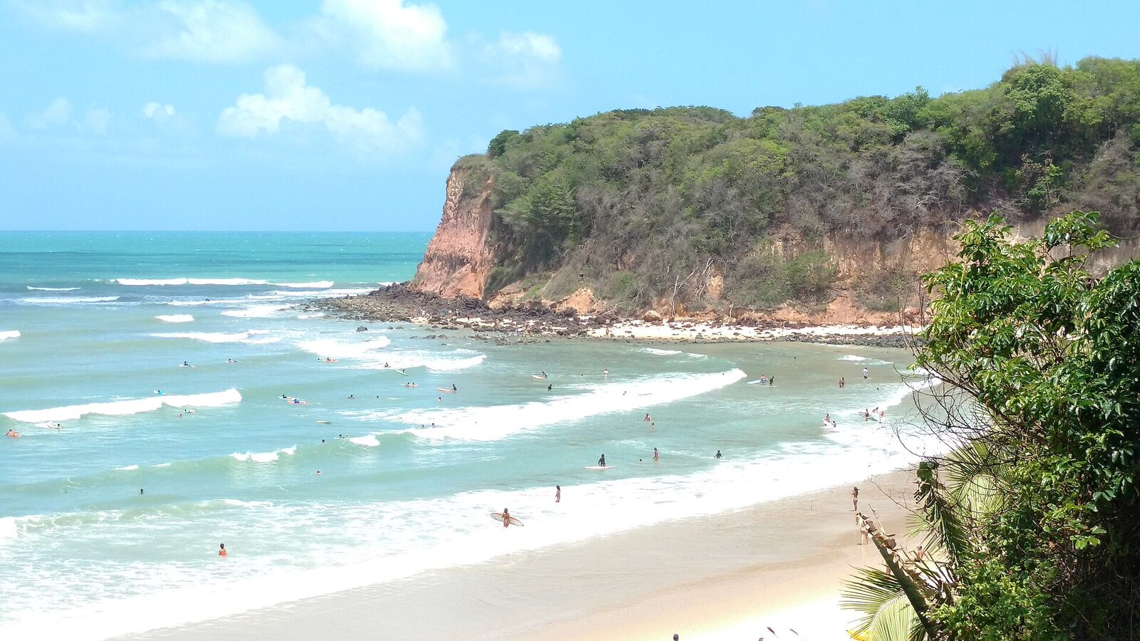 Melhor época para surfar no Rio Grande do Norte: swell, vento e marés